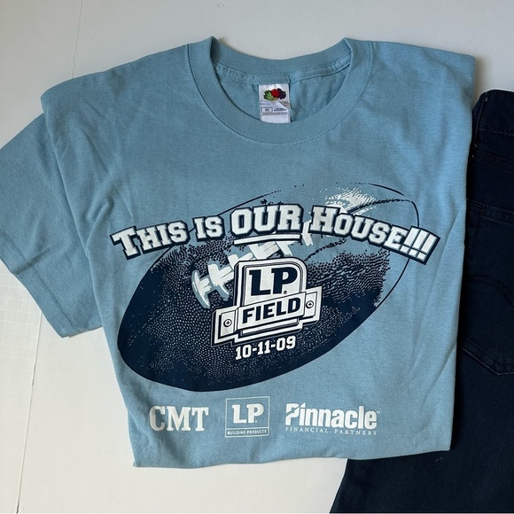 Tennessee Titans This is Our House T-Shirt October 11, 2009 Size X-Large - Picture 5 of 6